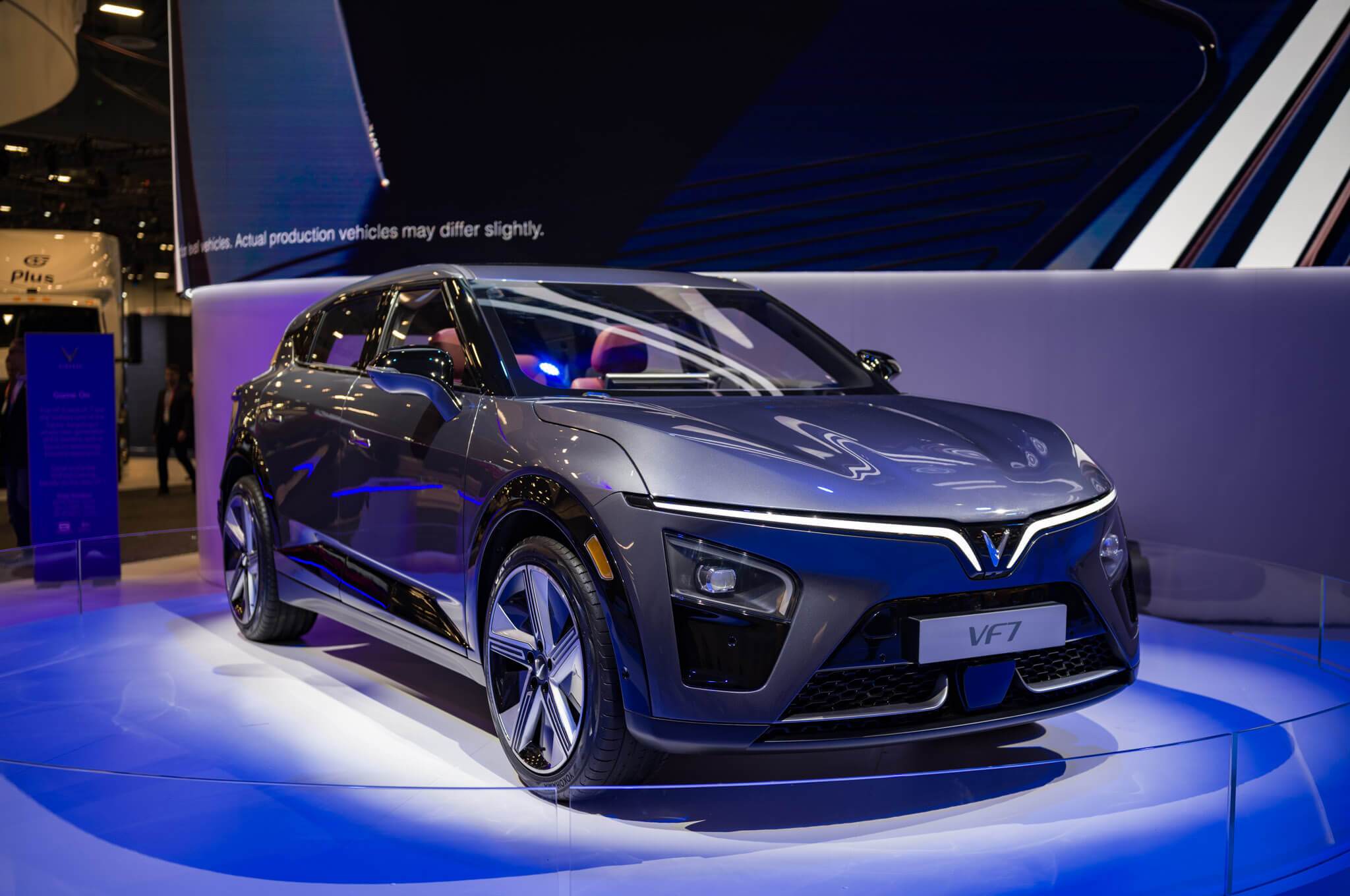 vinfast vf7 plus 2